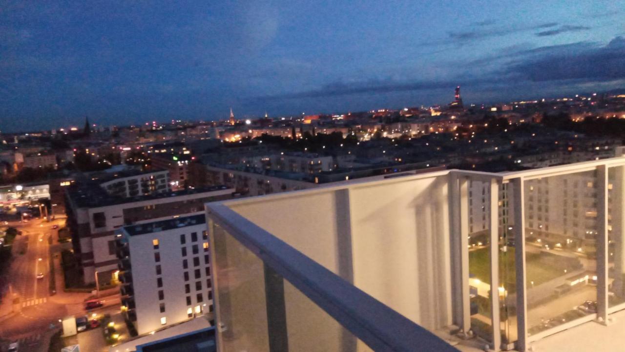 Wroclaw Penthouse Views Odra And City Center ภายนอก รูปภาพ